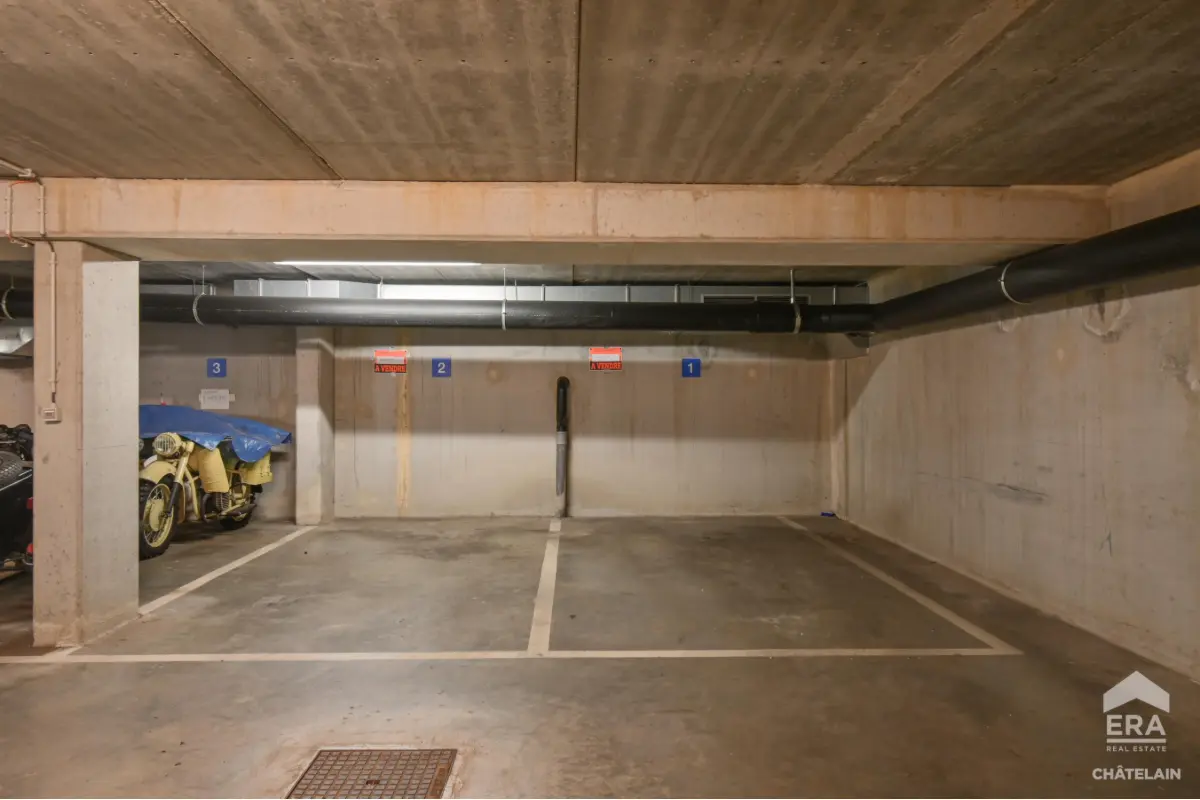 Parking te  koop in Etterbeek 1040 25000.00€  slaapkamers m² - Zoekertje 814961