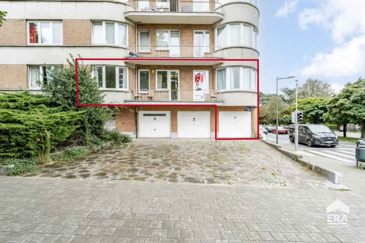 Appartement te  koop in Koekelberg 1081 215000.00€ 2 slaapkamers 74.00m² - Zoekertje 816437