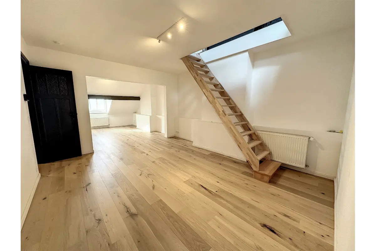 Duplex te  koop in Ukkel 1180 315000.00€ 2 slaapkamers 93.00m² - Zoekertje 817607
