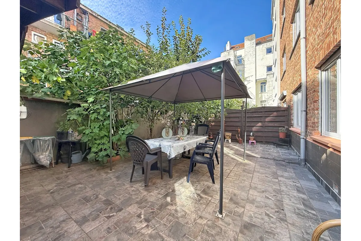 Appartement te  koop in Vorst 1190 340000.00€ 3 slaapkamers 106.00m² - Zoekertje 818176