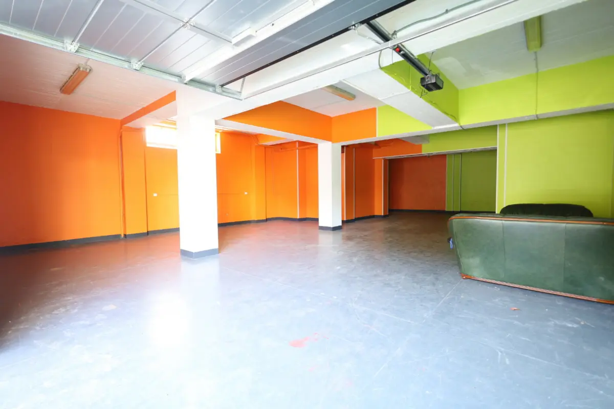 Commerce à louer à Evere 1140 1800.00€  chambres 181.00m² - annonce 819487