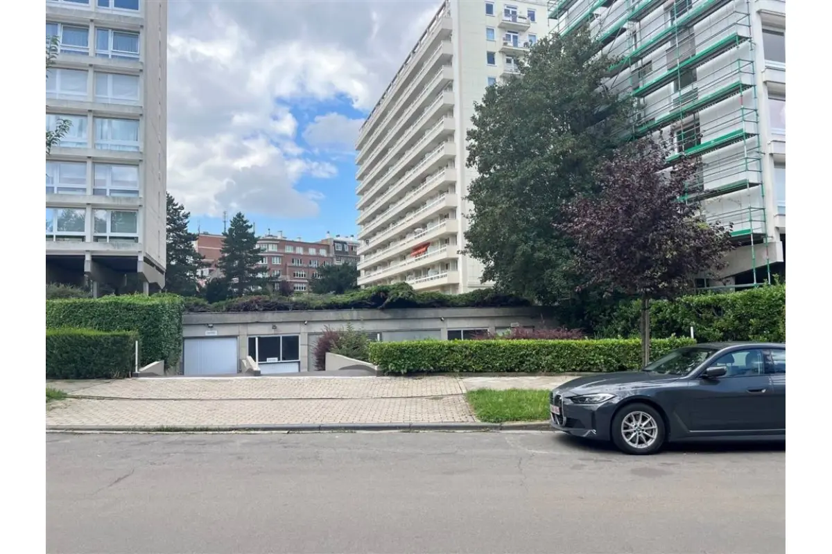 Box à vendre à Ixelles 1050 48500.00€  chambres m² - annonce 820341