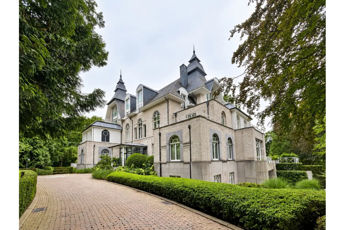 Penthouse te  huur in Watermaal-Bosvoorde 1170 3500.00€ 2 slaapkamers 182.00m² - Zoekertje 820588