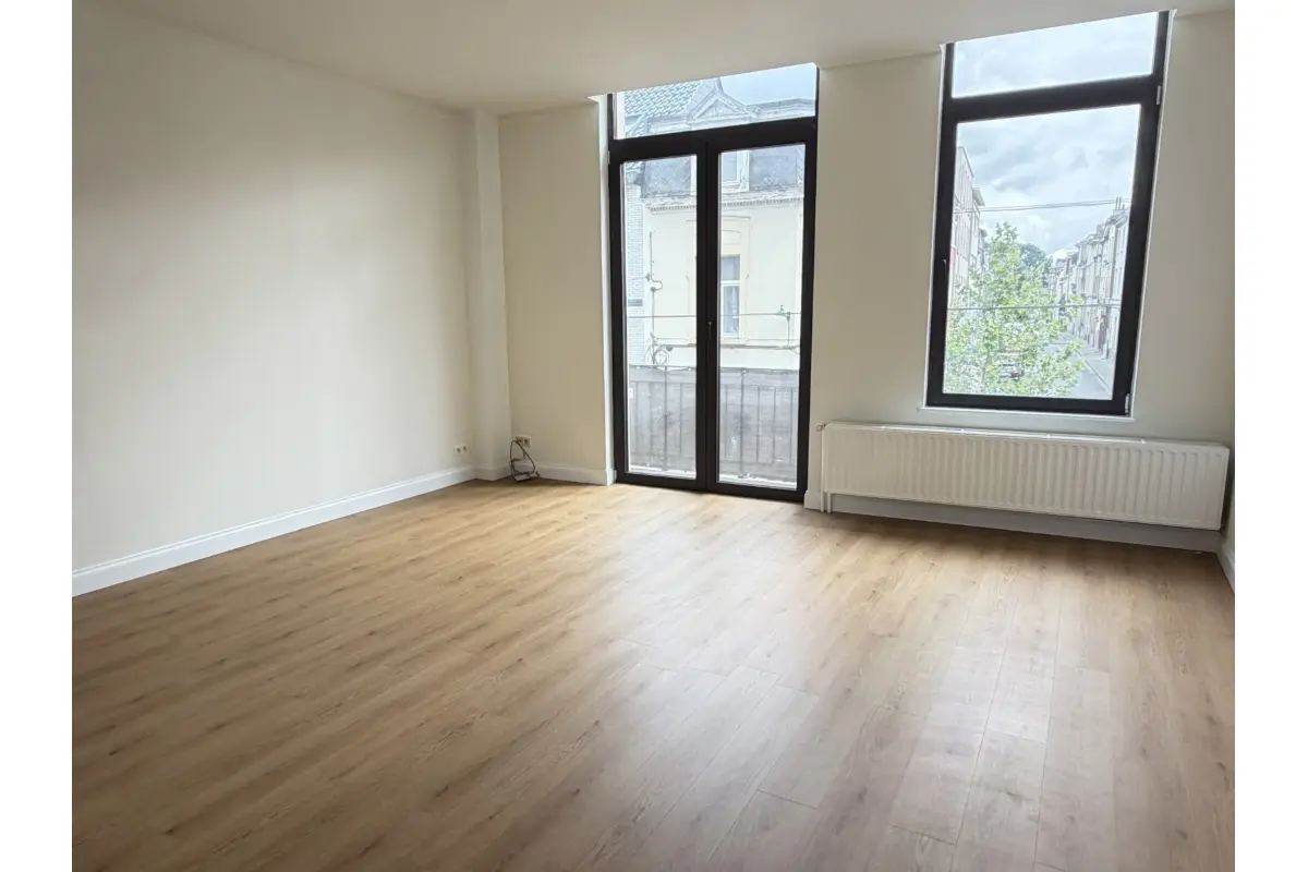 Appartement te  huur in Jette 1090 1350.00€ 2 slaapkamers 120.00m² - Zoekertje 820617