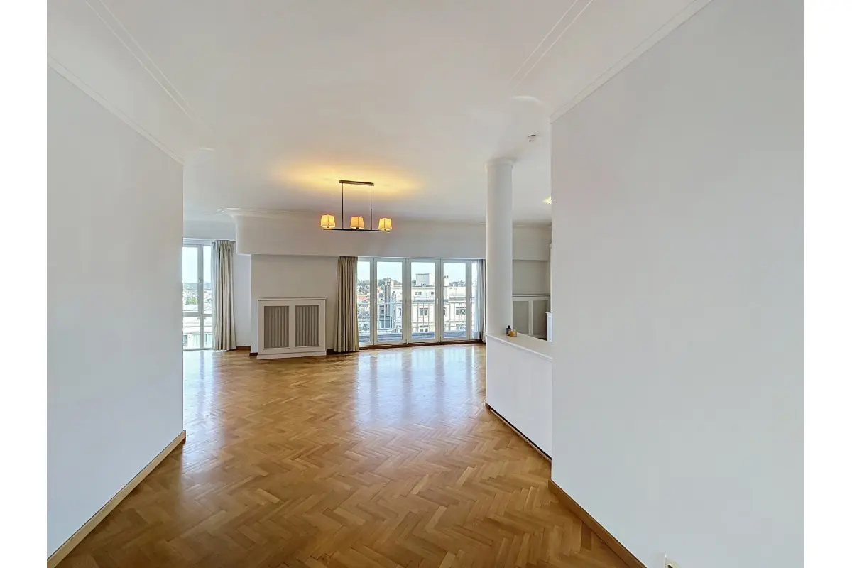 Penthouse te  huur in Sint-Lambrechts-Woluwe 1200 1590.00€ 2 slaapkamers 130.00m² - Zoekertje 821341