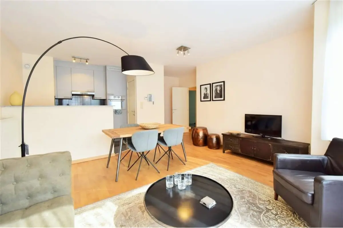 Appartement à louer à Auderghem 1160 1600.00€ 2 chambres m² - annonce 821387