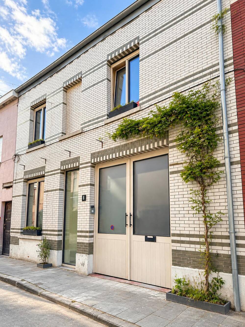 Appartement te  huur in Sint-Amandsberg 9040 1950.00€ 3 slaapkamers 180.00m² - Zoekertje 795803