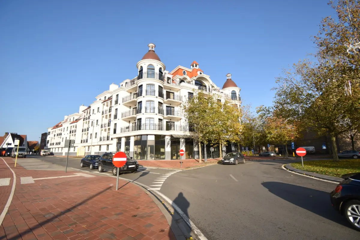 Box à louer à Knokke 8300 180.00€  chambres m² - annonce 823152