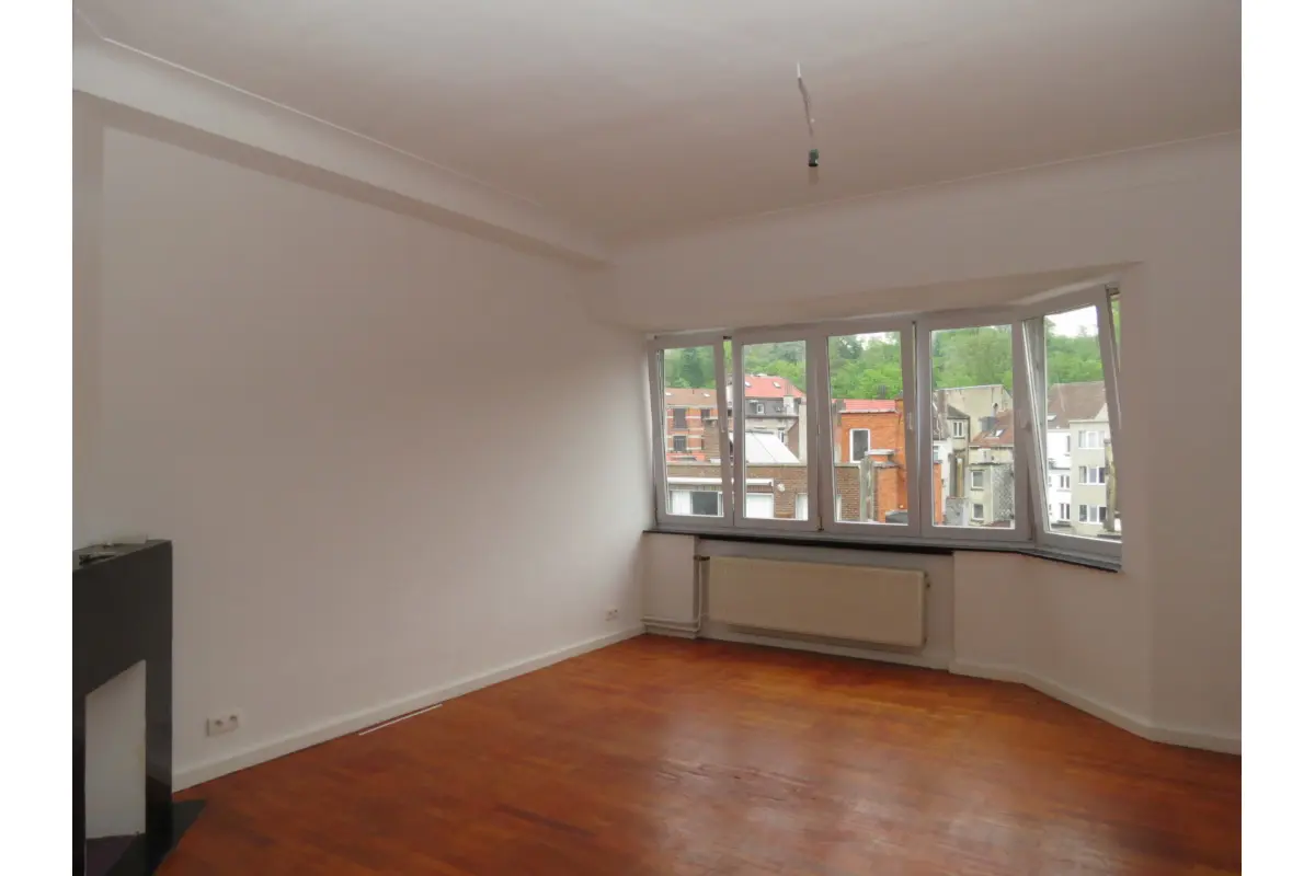 Appartement à  à Forest 1190 1100.00€ 1 chambres 61.00m² - annonce 823427