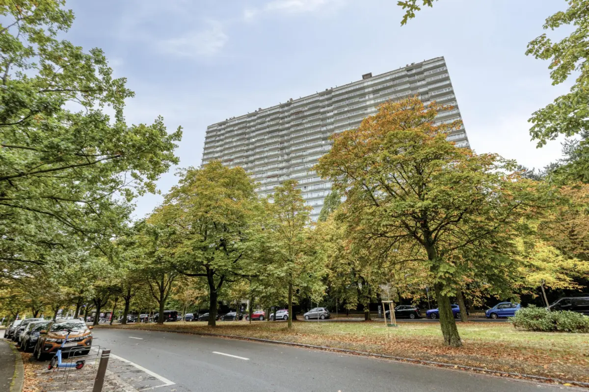 Appartement te  koop in Sint-Jans-Molenbeek 1080 275000.00€ 3 slaapkamers 119.00m² - Zoekertje 824318