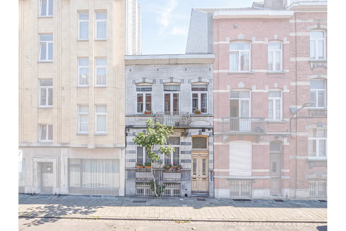 Maison de maître à vendre à Schaerbeek 1030 595000.00€ 4 chambres 268.00m² - annonce 824661