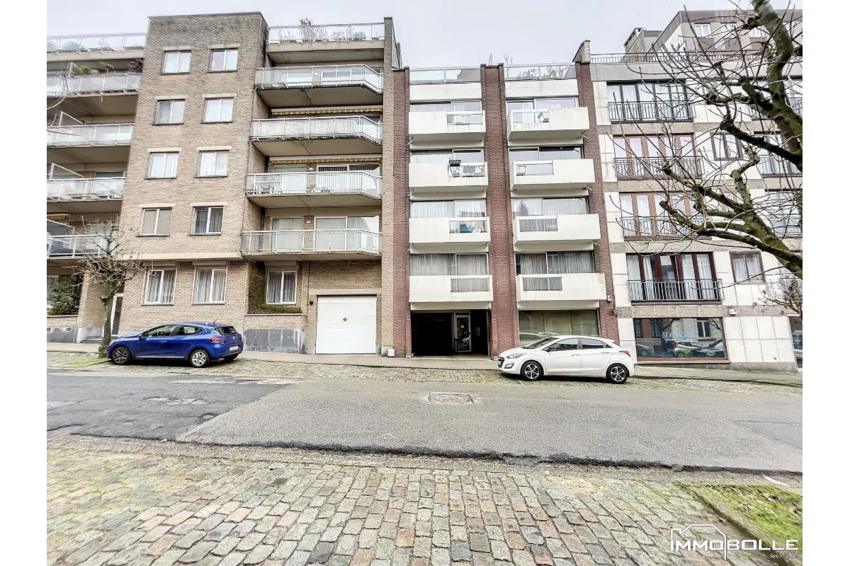 Parking à louer à Auderghem 1160 55.00€  chambres m² - annonce 824925