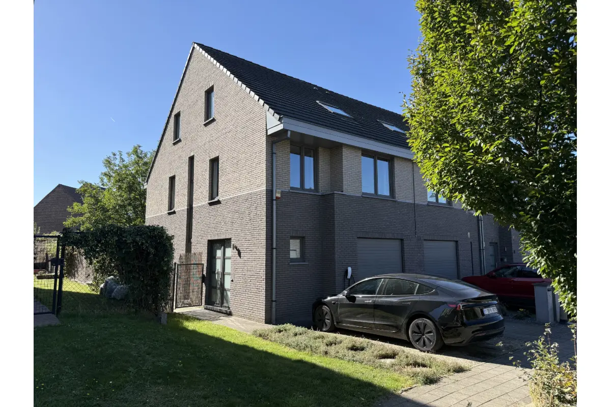 Huis te  koop in Evere 1140 590000.00€ 4 slaapkamers 215.00m² - Zoekertje 824584