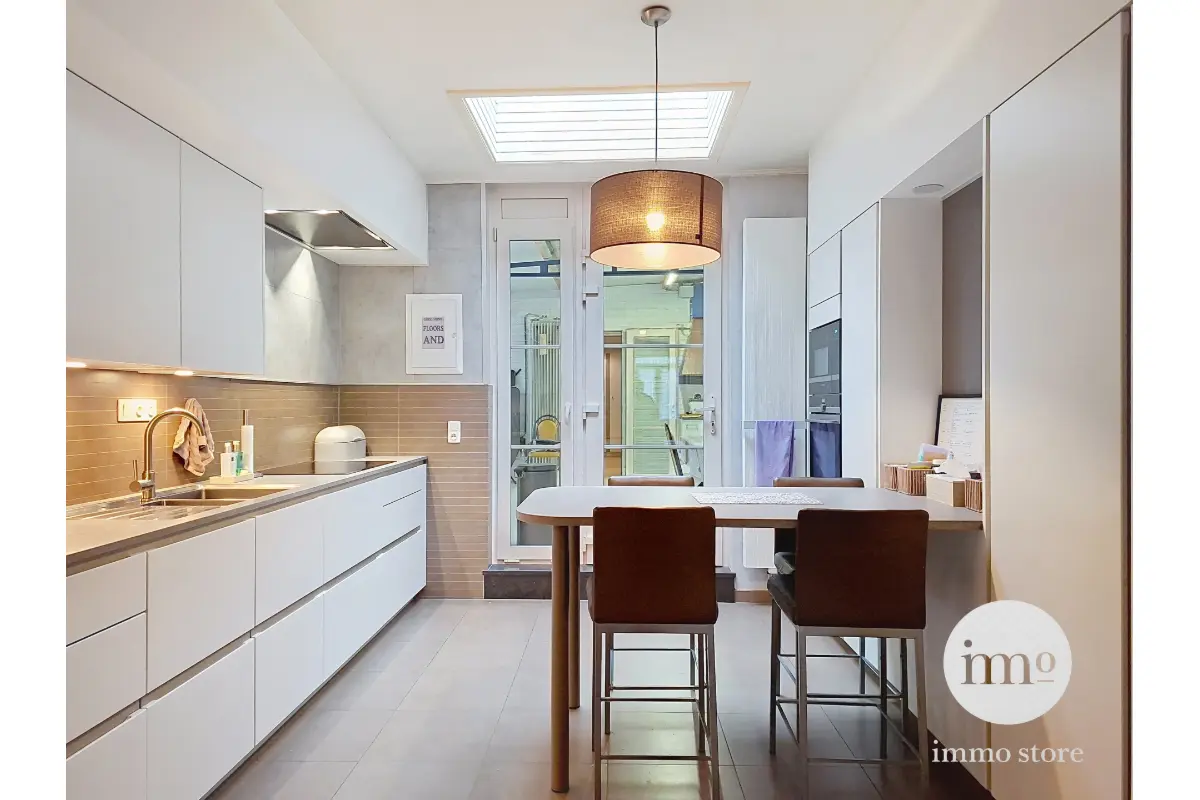 Maison à vendre à Berchem-Sainte-Agathe 1082 599000.00€ 5 chambres 375.00m² - annonce 825301