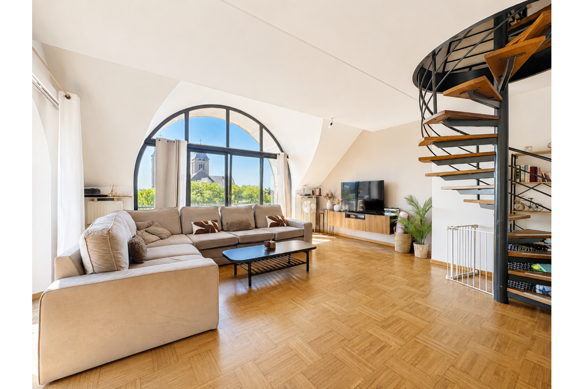 Duplex te  koop in Neder-Over-Heembeek 1120 335000.00€ 3 slaapkamers 110.00m² - Zoekertje 825298