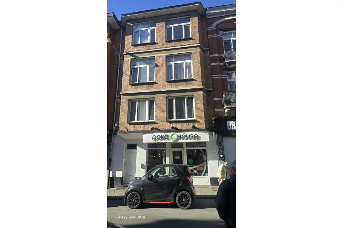 Immeuble de rapport - Immeuble à appartement à  à Uccle 1180 890000.00€ 4 chambres 250.00m² - annonce 825415