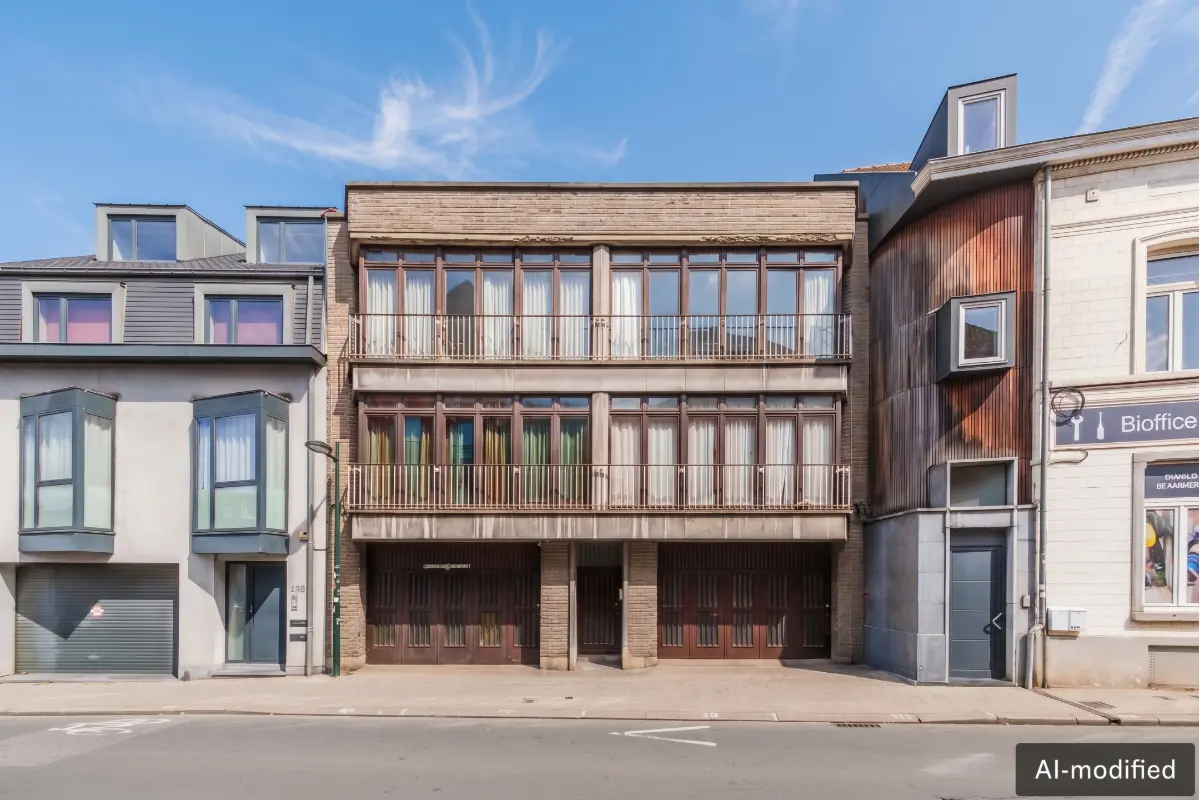Mixgebouw te  koop in Ukkel 1180 1300000.00€ 6 slaapkamers 397.00m² - Zoekertje 825870