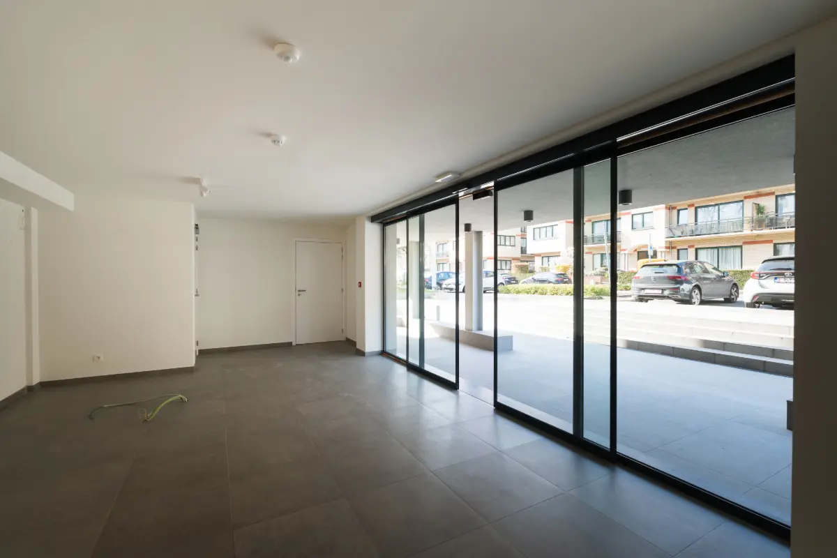 Handelszaak te  koop in Evere 1140 260700.00€  slaapkamers 93.78m² - Zoekertje 825665