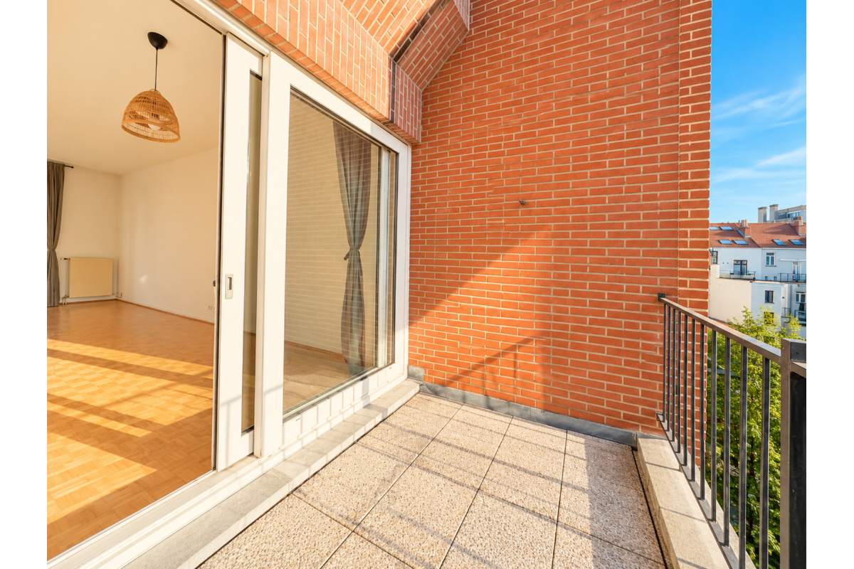 Duplex à louer à Ixelles 1050 1900.00€ 3 chambres 132.00m² - annonce 825417