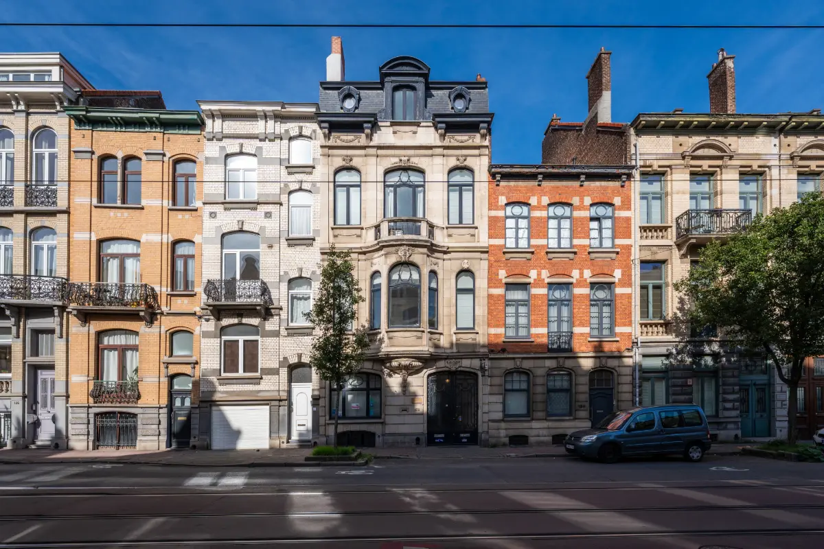 Huis te  koop in Etterbeek 1040 895000.00€ 7 slaapkamers 480.00m² - Zoekertje 825892