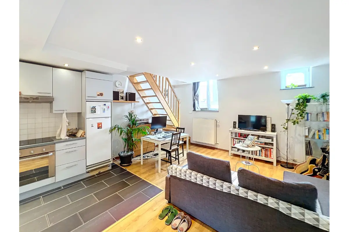 Duplex à louer à Etterbeek 1040 1250.00€ 1 chambres 55.00m² - annonce 826170