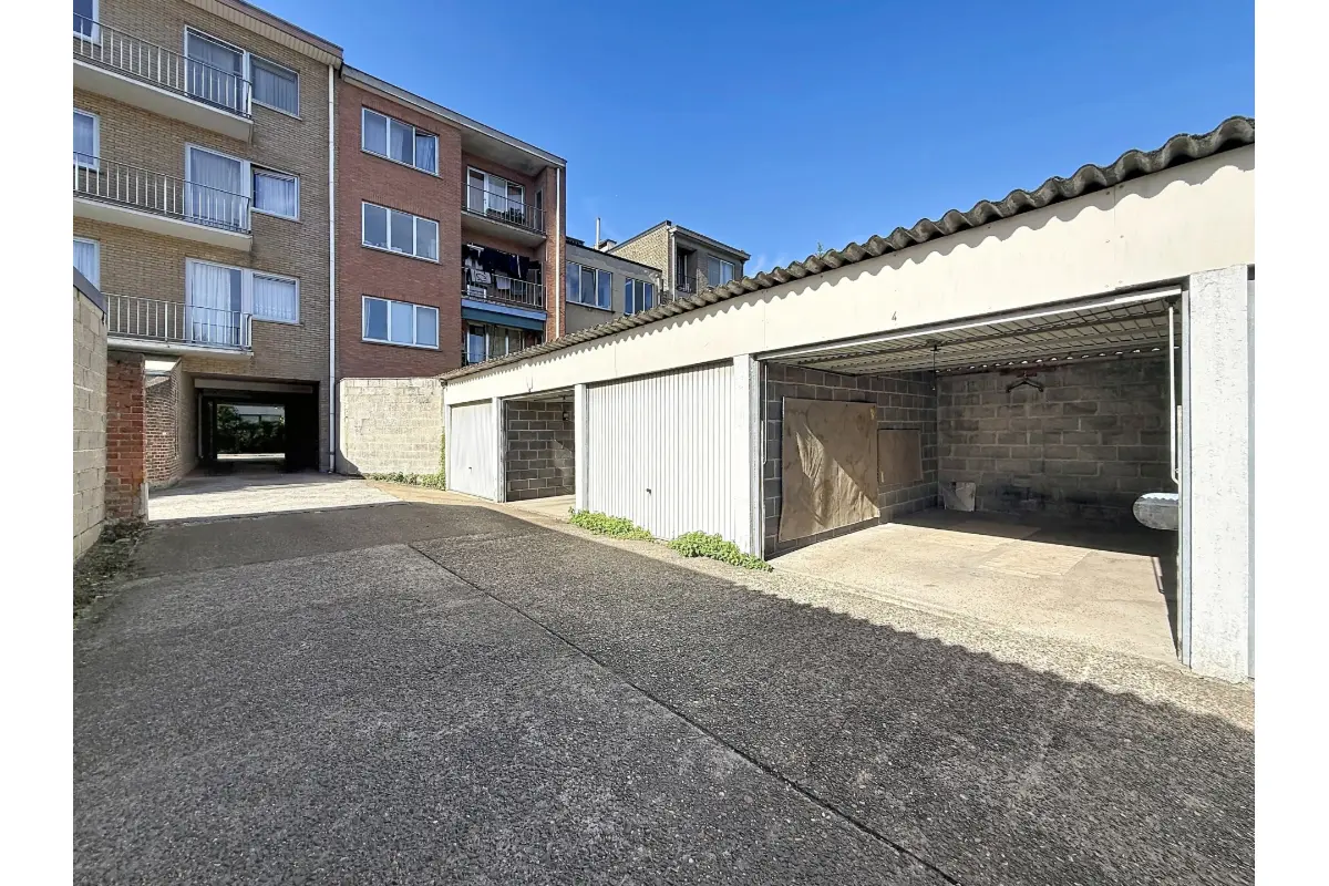 Box à louer à Strombeek-Bever 1853 125.00€  chambres m² - annonce 826199