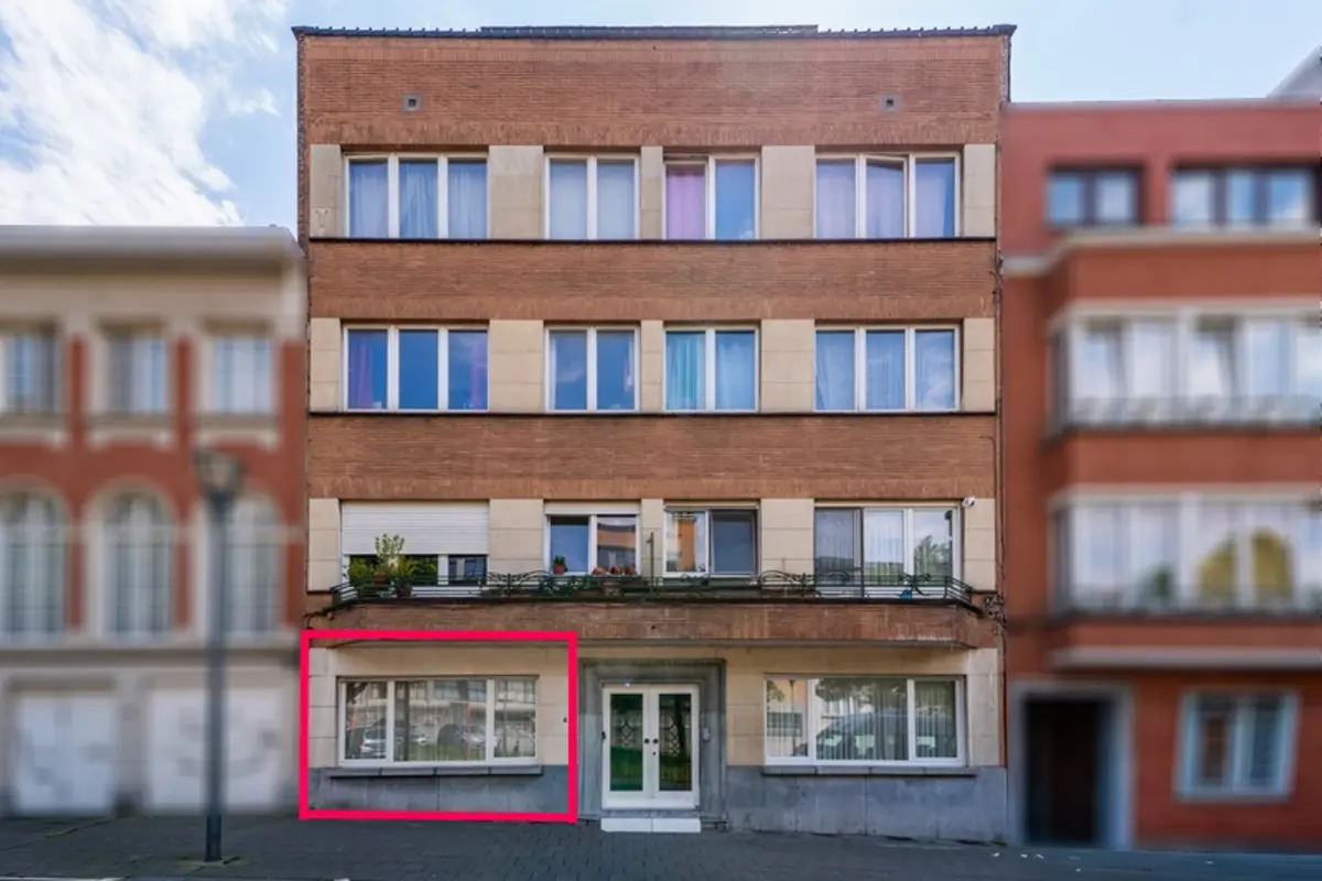 Appartement te  koop in Koekelberg 1081 260000.00€ 2 slaapkamers 79.00m² - Zoekertje 826256