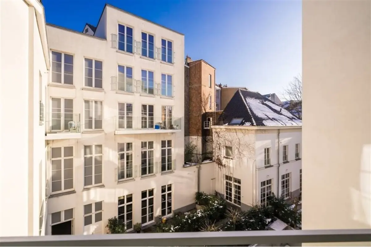Appartement te  koop in Brussel 1000 630000.00€ 3 slaapkamers 162.00m² - Zoekertje 827483
