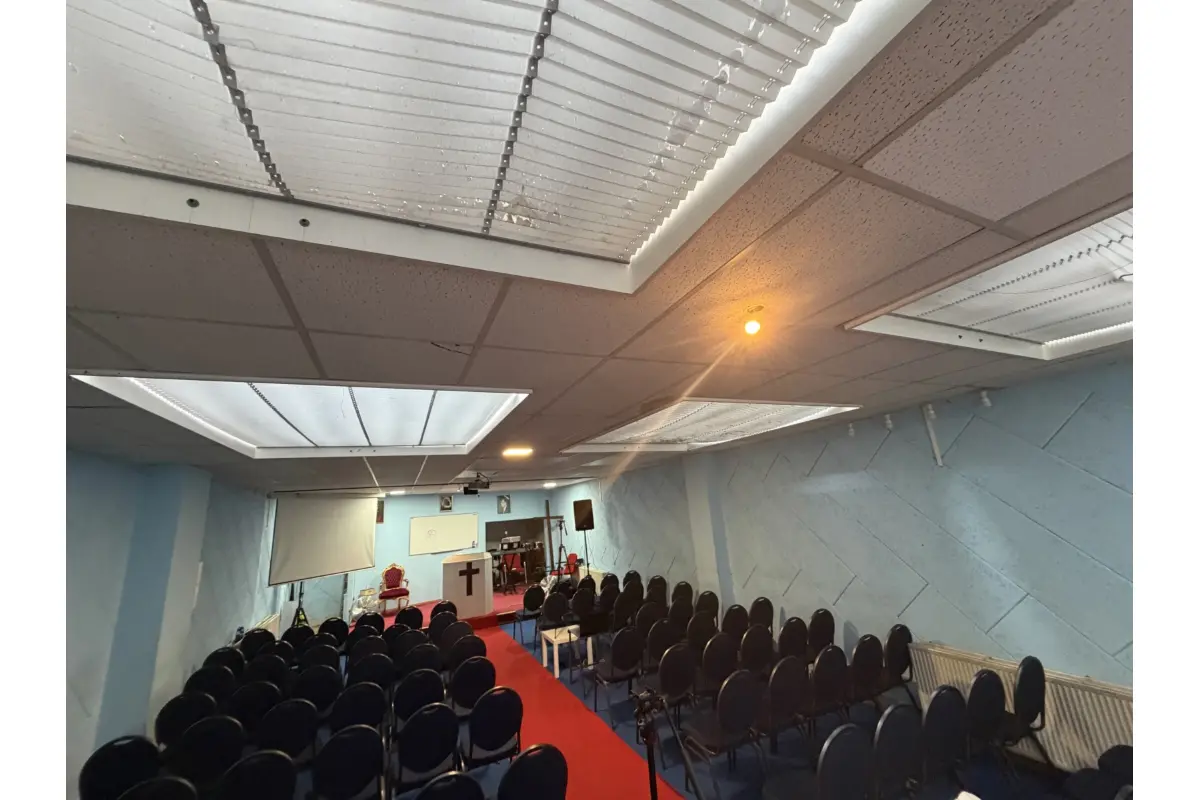Handelszaak te  koop in Anderlecht 1070 195000.00€  slaapkamers 210.00m² - Zoekertje 827498