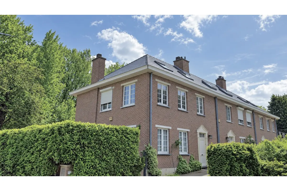 Huis te  huur in Sint-Lambrechts-Woluwe 1200 2850.00€ 4 slaapkamers 191.00m² - Zoekertje 827031