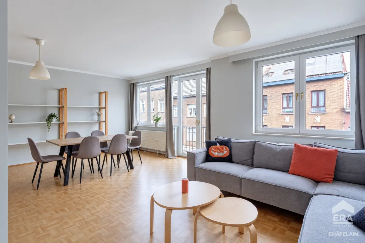 Appartement te  koop in Vorst 1190 300000.00€ 2 slaapkamers 107.00m² - Zoekertje 827399