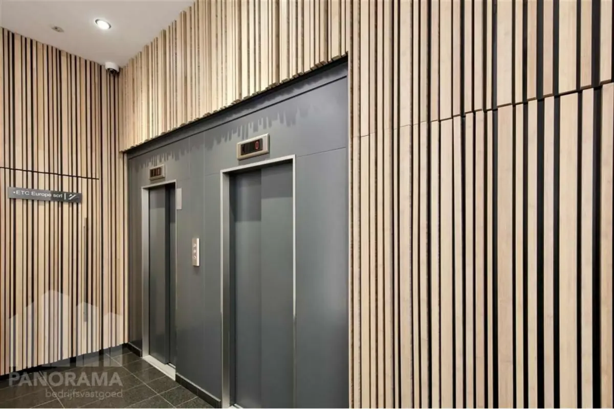 Commerce à louer à Etterbeek 1040 3420.00€  chambres 171.00m² - annonce 827585