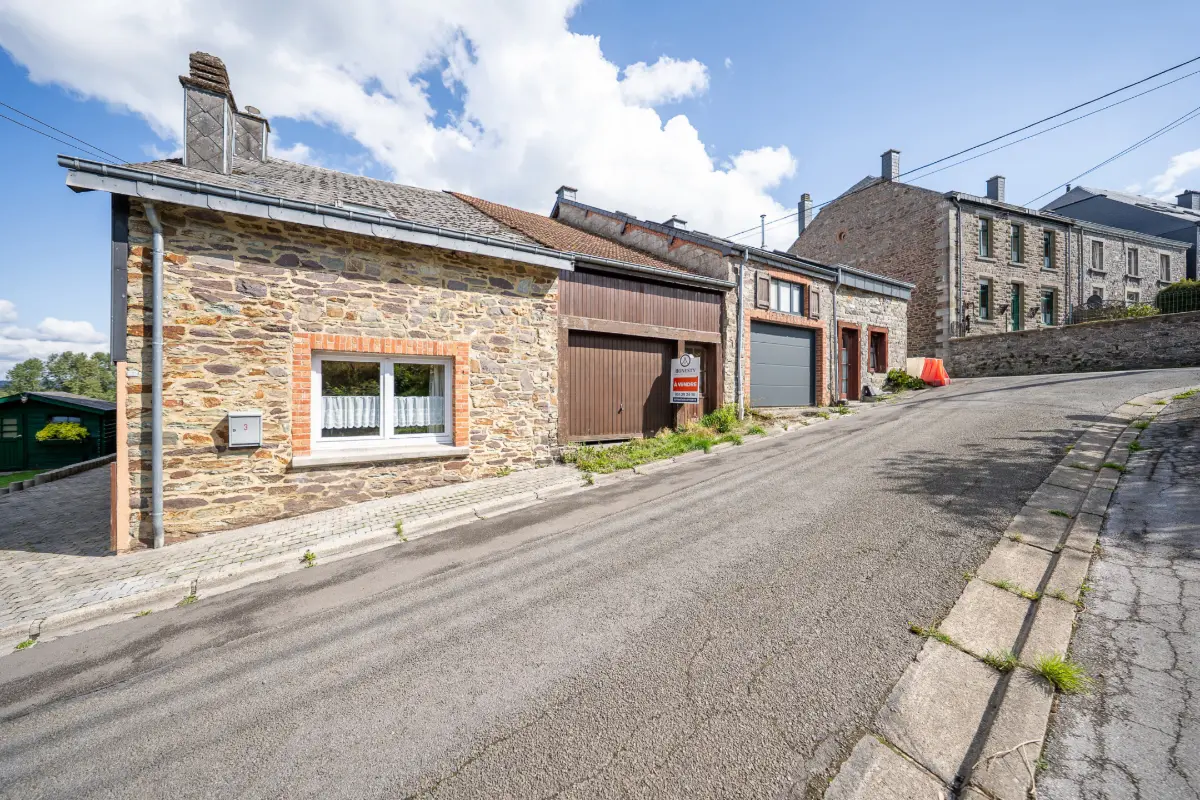 Parking & garage te  koop in Anloy 6890 35000.00€  slaapkamers m² - Zoekertje 827188
