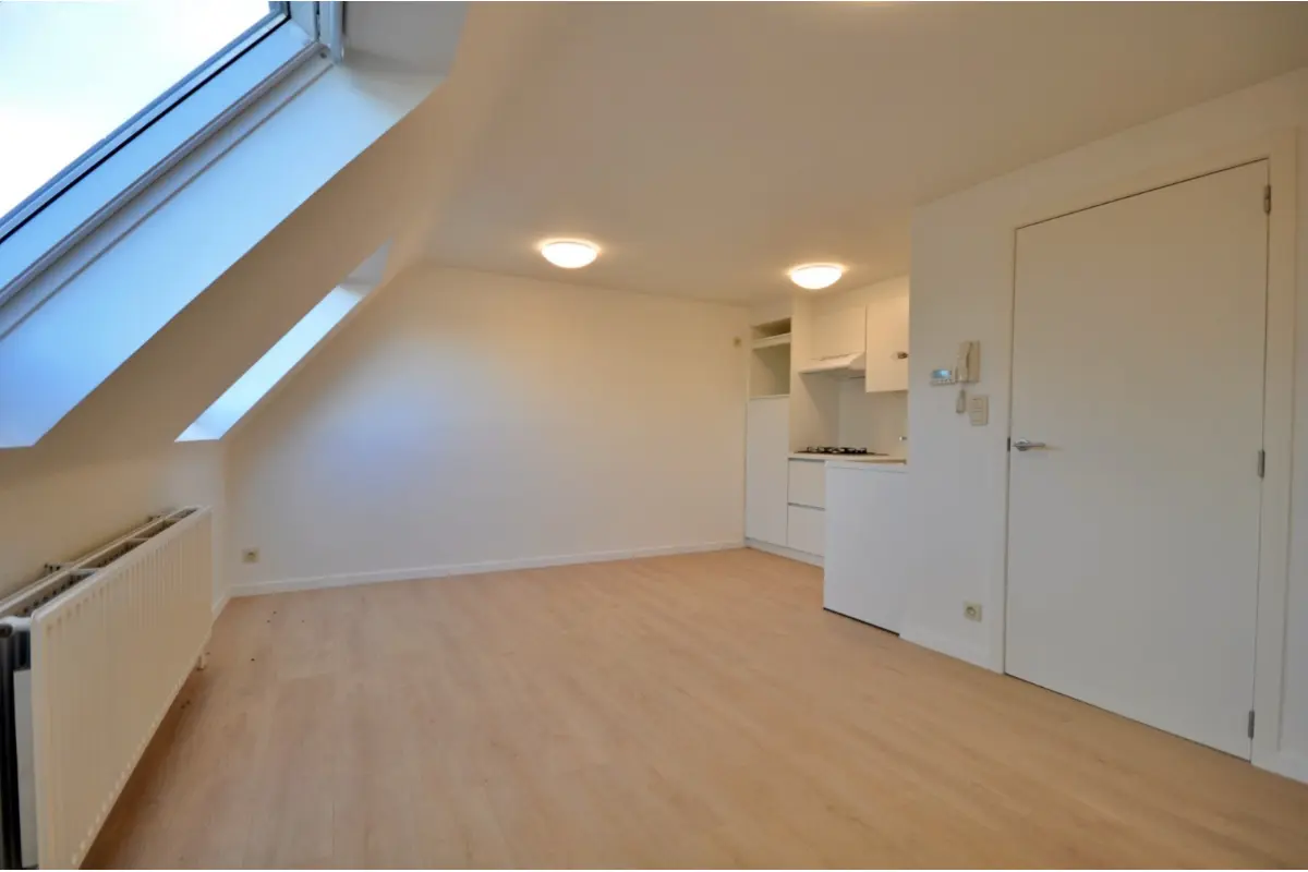 Studio te  huur in Eine 9700 500.00€  slaapkamers 36.00m² - Zoekertje 828530