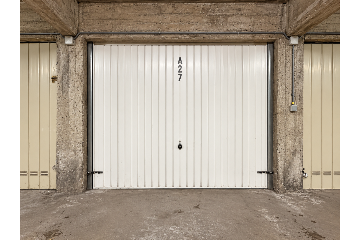 Parking & garage te  koop in Gilly 6060 17500.00€  slaapkamers m² - Zoekertje 828173