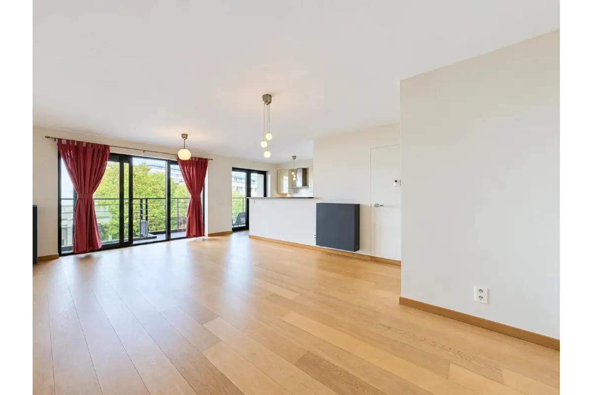 Appartement à  à Woluwe-Saint-Lambert 1200 1750.00€ 2 chambres 98.00m² - annonce 827888