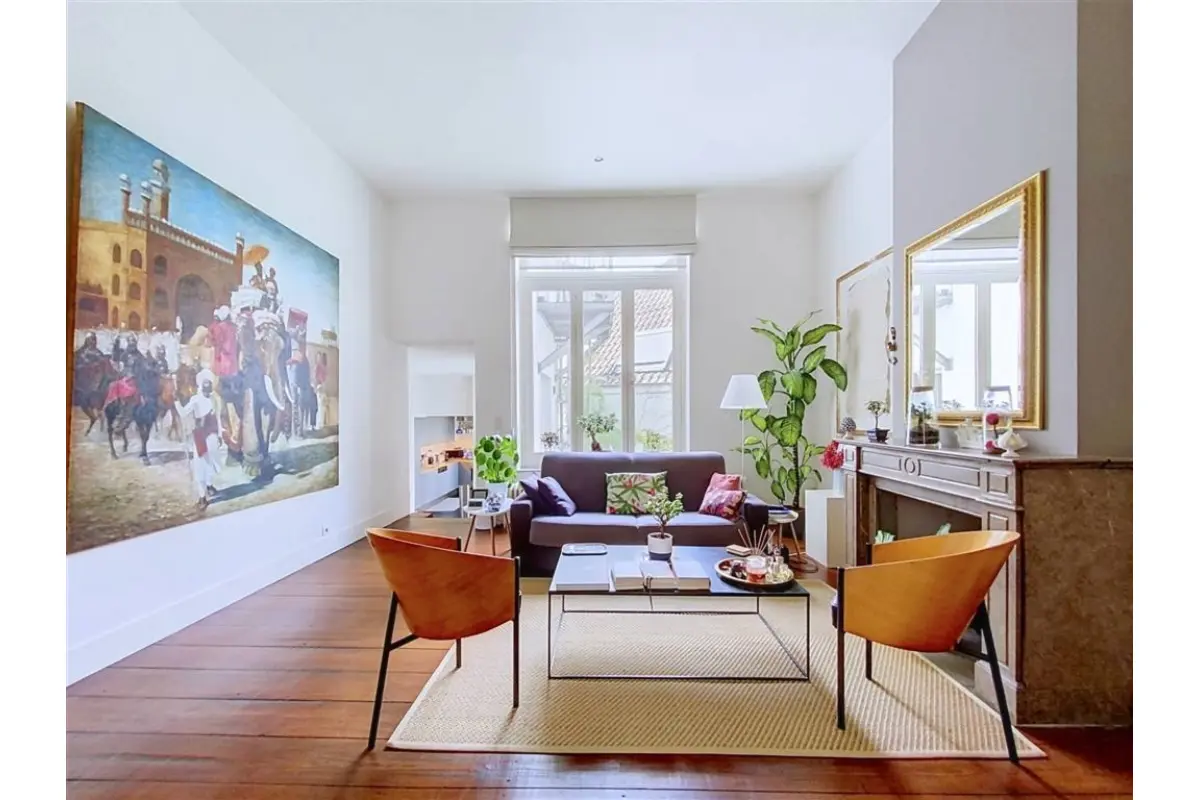 Appartement te  in Brussel 1000 395000.00€ 1 slaapkamers 87.00m² - Zoekertje 827863