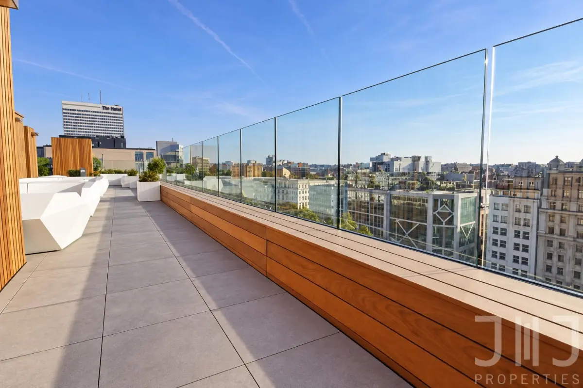 Appartement te  koop in Brussel 1000 330000.00€ 1 slaapkamers 67.00m² - Zoekertje 827754