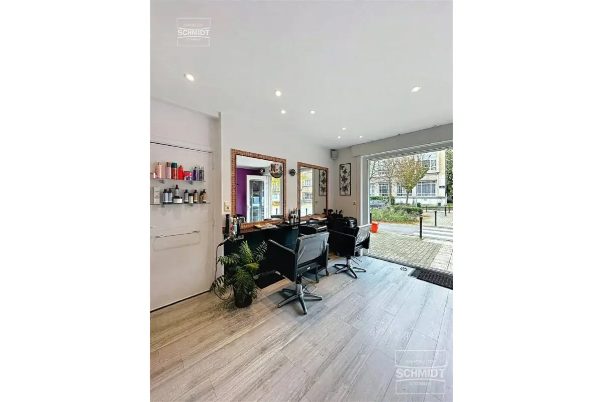 Commerce à louer à Etterbeek 1040 857.00€  chambres 55.00m² - annonce 828405
