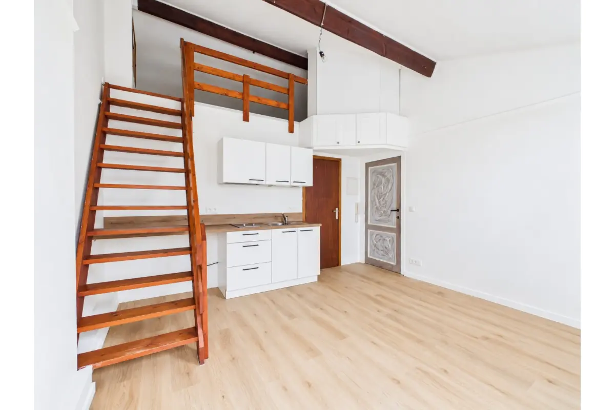 Studio te  huur in Marche-en-Famenne 6900 550.00€ 0 slaapkamers 25.00m² - Zoekertje 828840