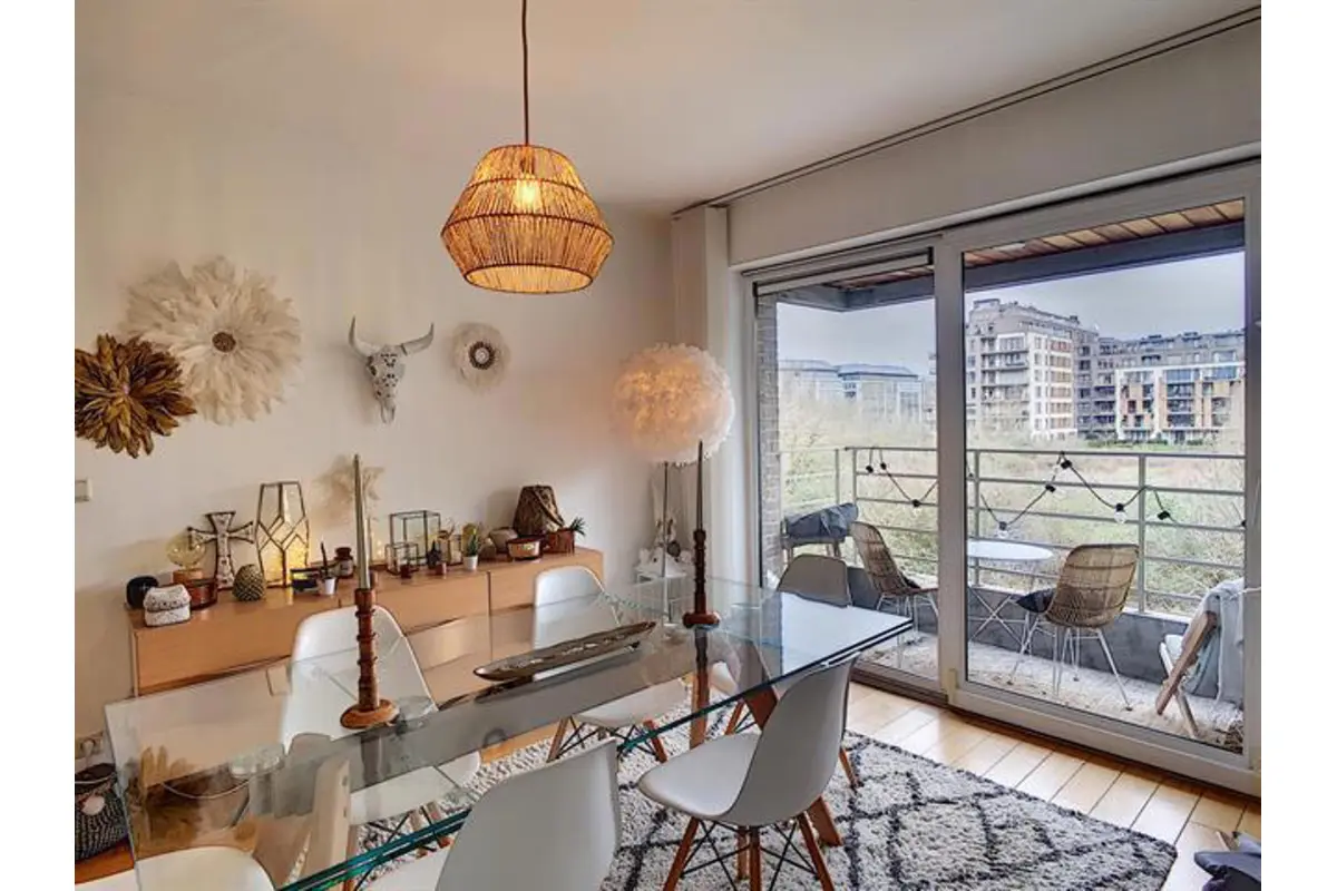 Appartement te  in Sint-Lambrechts-Woluwe 1200 1500.00€ 2 slaapkamers 85.00m² - Zoekertje 828899
