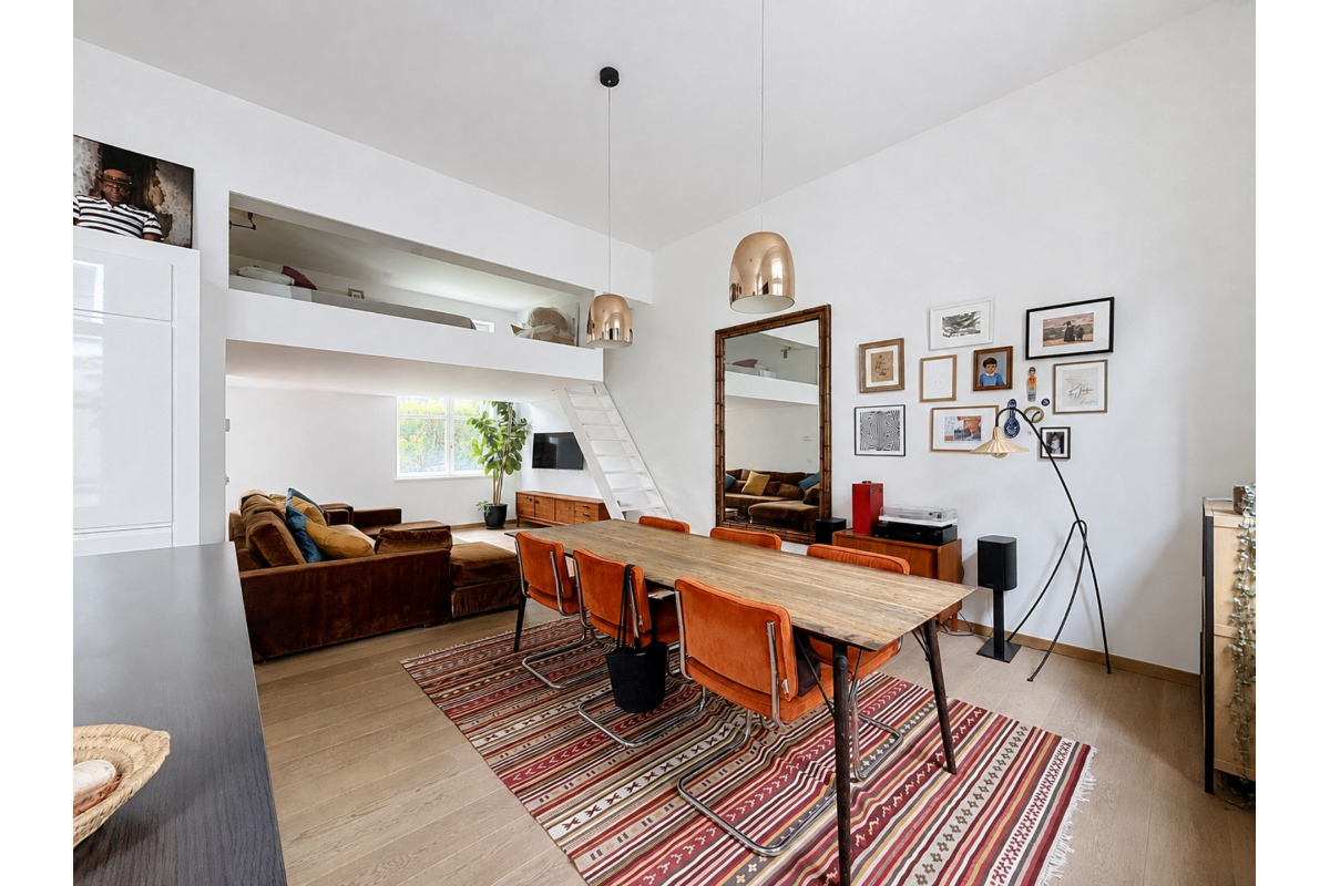 Appartement te  in Elsene 1050 1850.00€ 2 slaapkamers 110.00m² - Zoekertje 829383