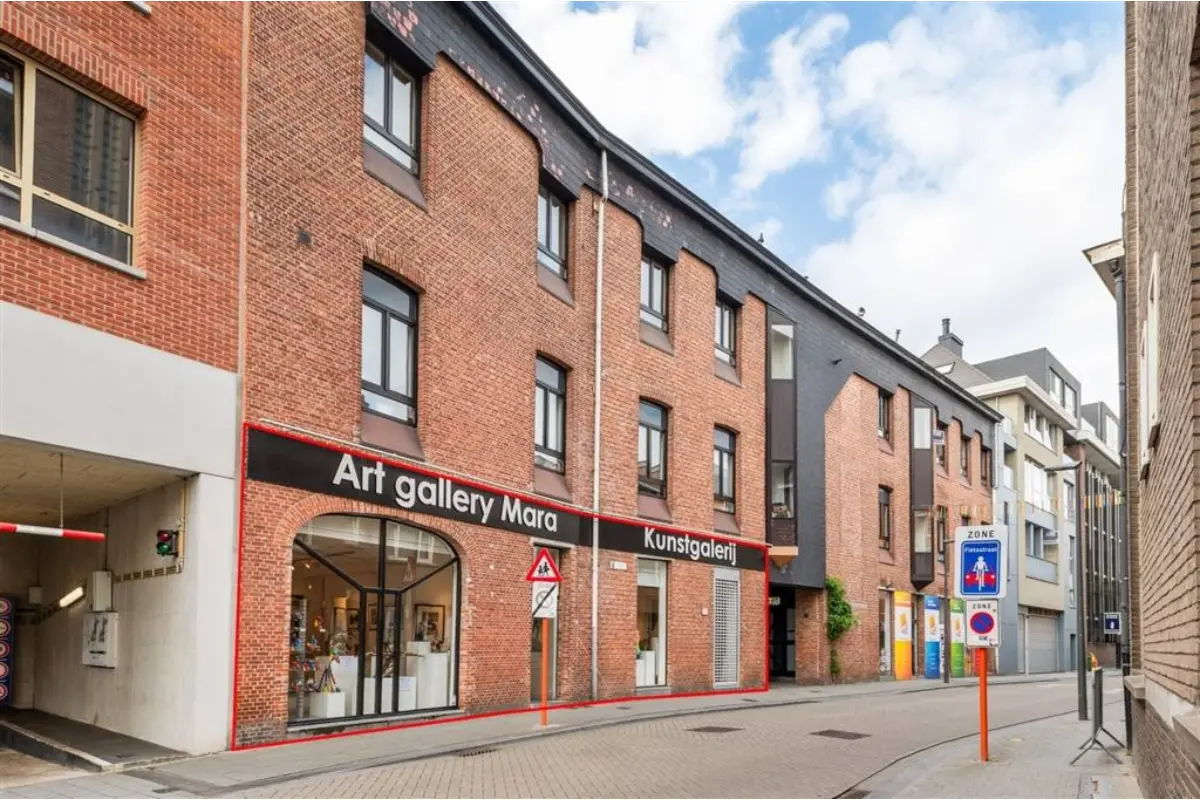Commerce à louer à Turnhout 2300 1500.00€  chambres 159.00m² - annonce 829803
