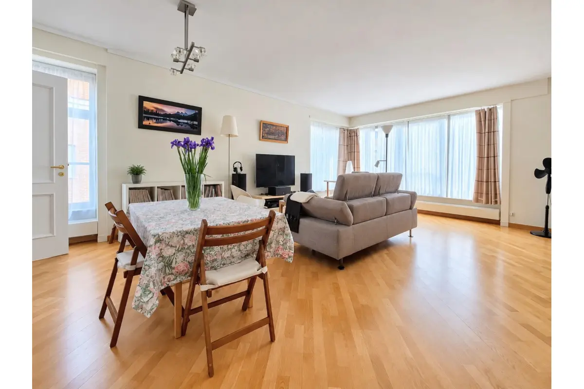 Appartement à louer à Woluwe-Saint-Pierre 1150 2250.00€ 3 chambres 150.00m² - annonce 829844