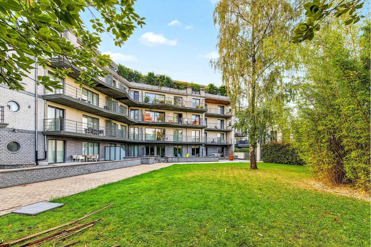 Rez-de-chaussée à vendre à Woluwe-Saint-Pierre 1150 615000.00€ 2 chambres 160.00m² - annonce 830327