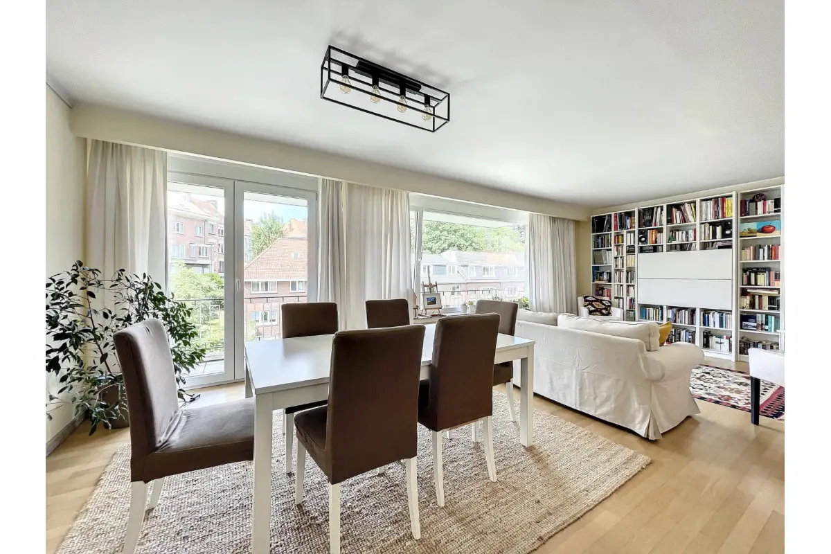 Appartement à louer à Woluwe-Saint-Pierre 1150 1750.00€ 3 chambres 124.00m² - annonce 830329