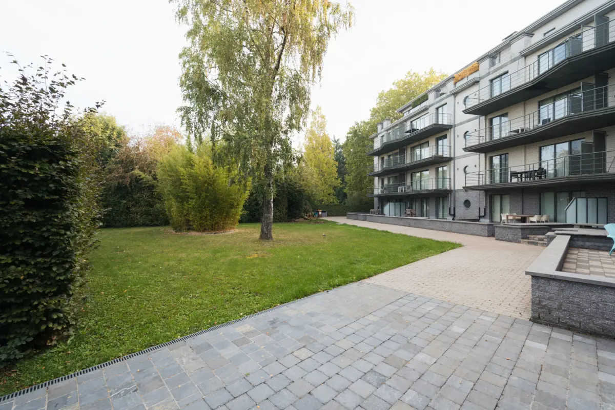 Rez-de-chaussée à vendre à Woluwe-Saint-Pierre 1150 615000.00€ 2 chambres 160.00m² - annonce 830374