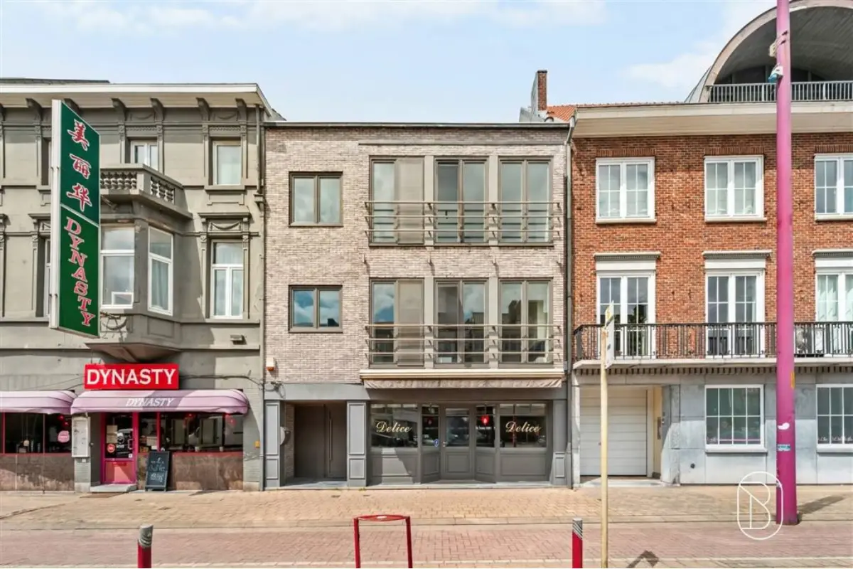 Handelszaak te  koop in Deinze 9800 719000.00€ 3 slaapkamers 201.00m² - Zoekertje 830435