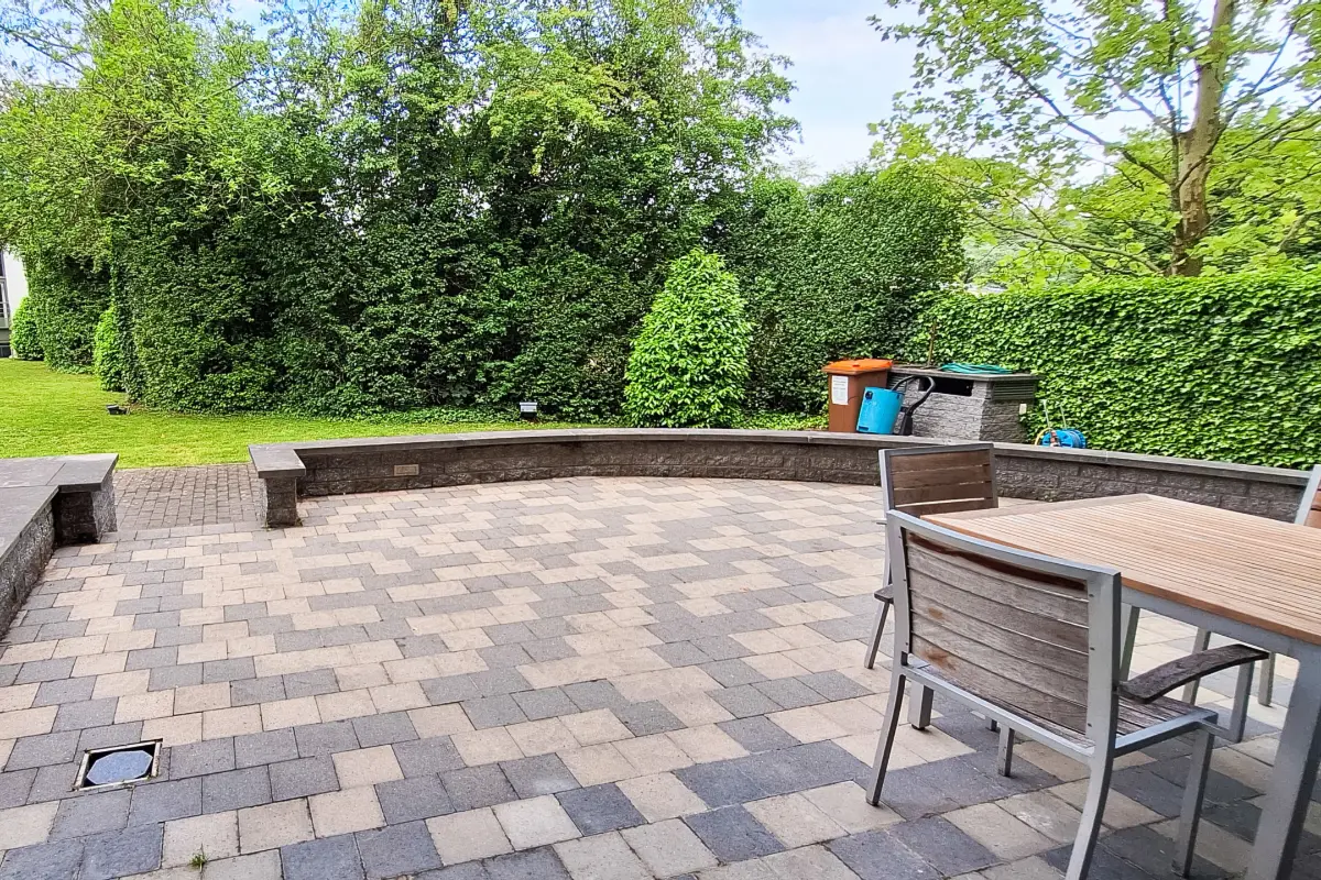 Rez-de-chaussée à vendre à Woluwe-Saint-Pierre 1150 630000.00€ 2 chambres 125.00m² - annonce 830373