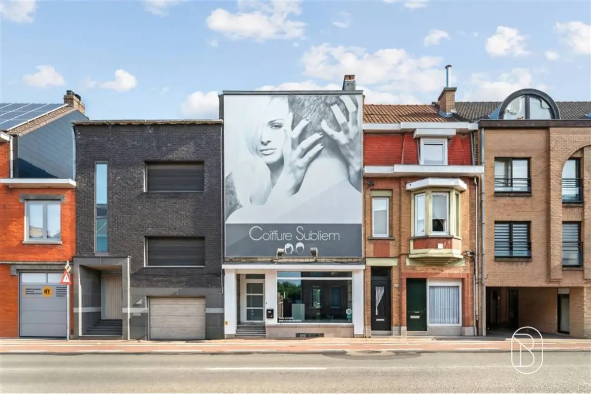 Handelszaak te  koop in Menen 8930 249000.00€ 4 slaapkamers 200.00m² - Zoekertje 830455